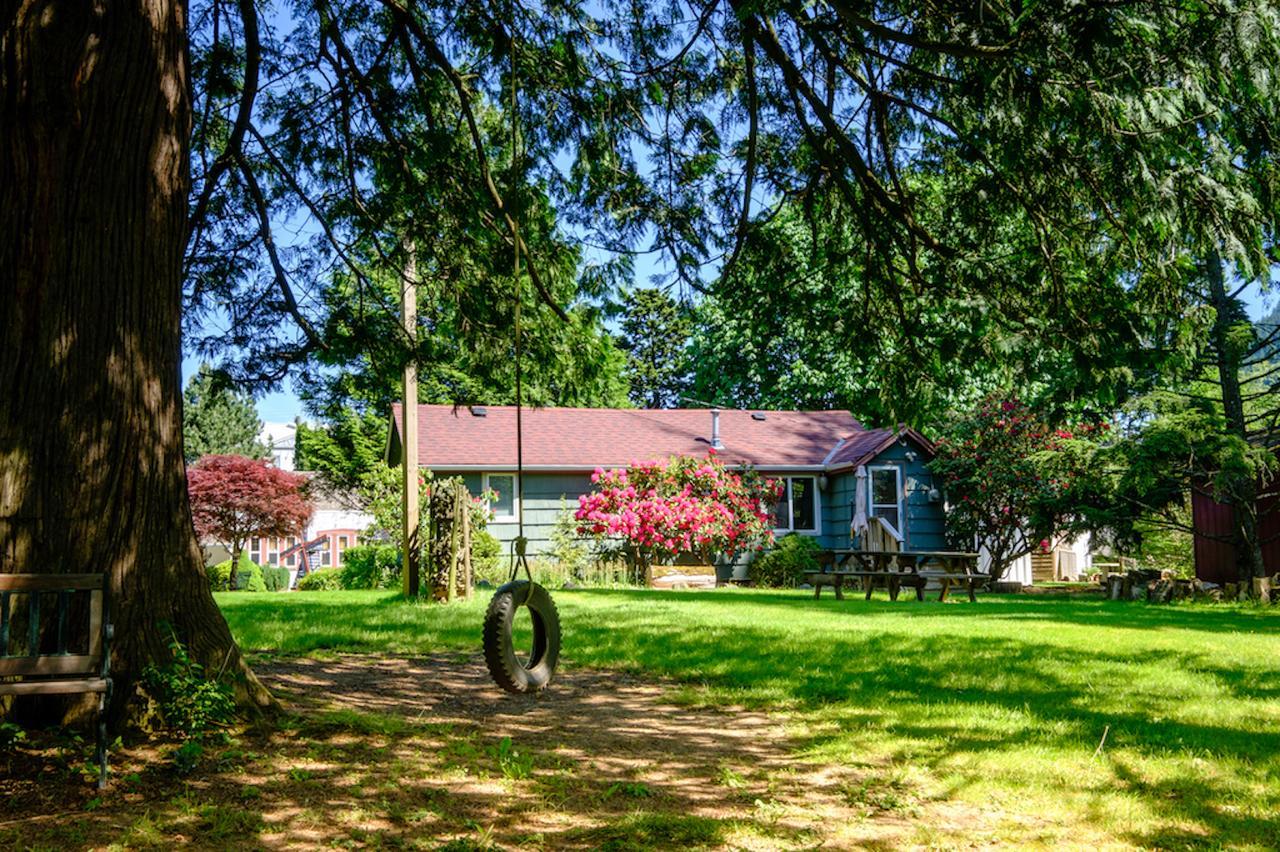 Bramblebank Cottages Harrison Hot Springs Exterior foto